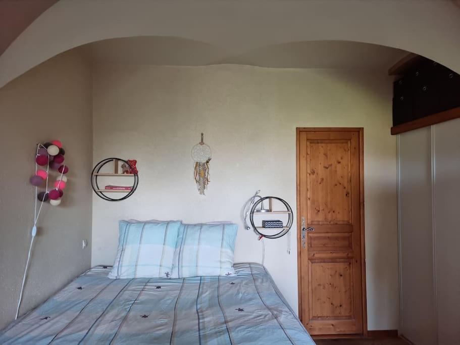 Chateau D'Uriage - Duplex Avec Terrasse Privative Saint-Martin-dʼUriage Екстериор снимка